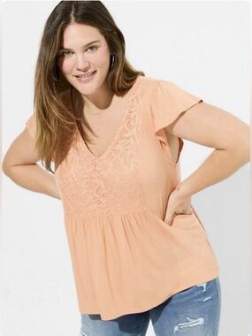 NWT Torrid Super Soft V-Neck Ruffle Tee Women’s Size 2X Short Sleeve